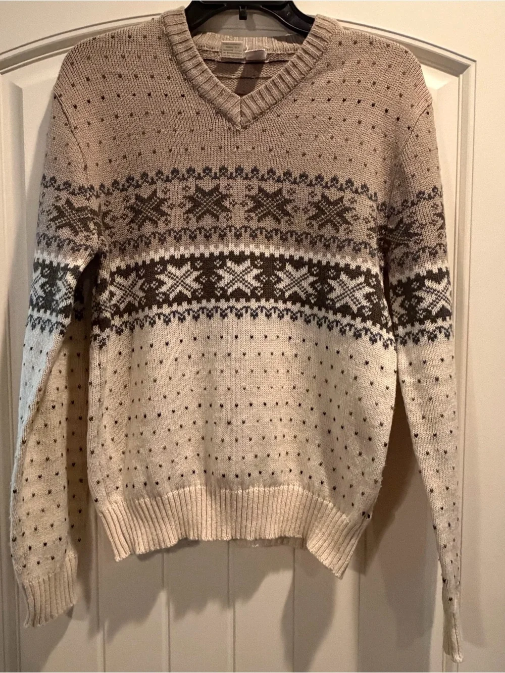 Vintage Men's Cream Fair Isle V-Neck Sweater by Kennington Ltd XL